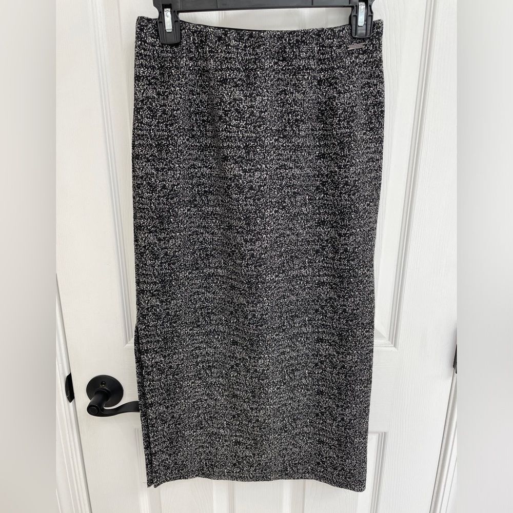 Tahari Black Marled Midi Side Slit Pencil Skirt Women’s Size 6